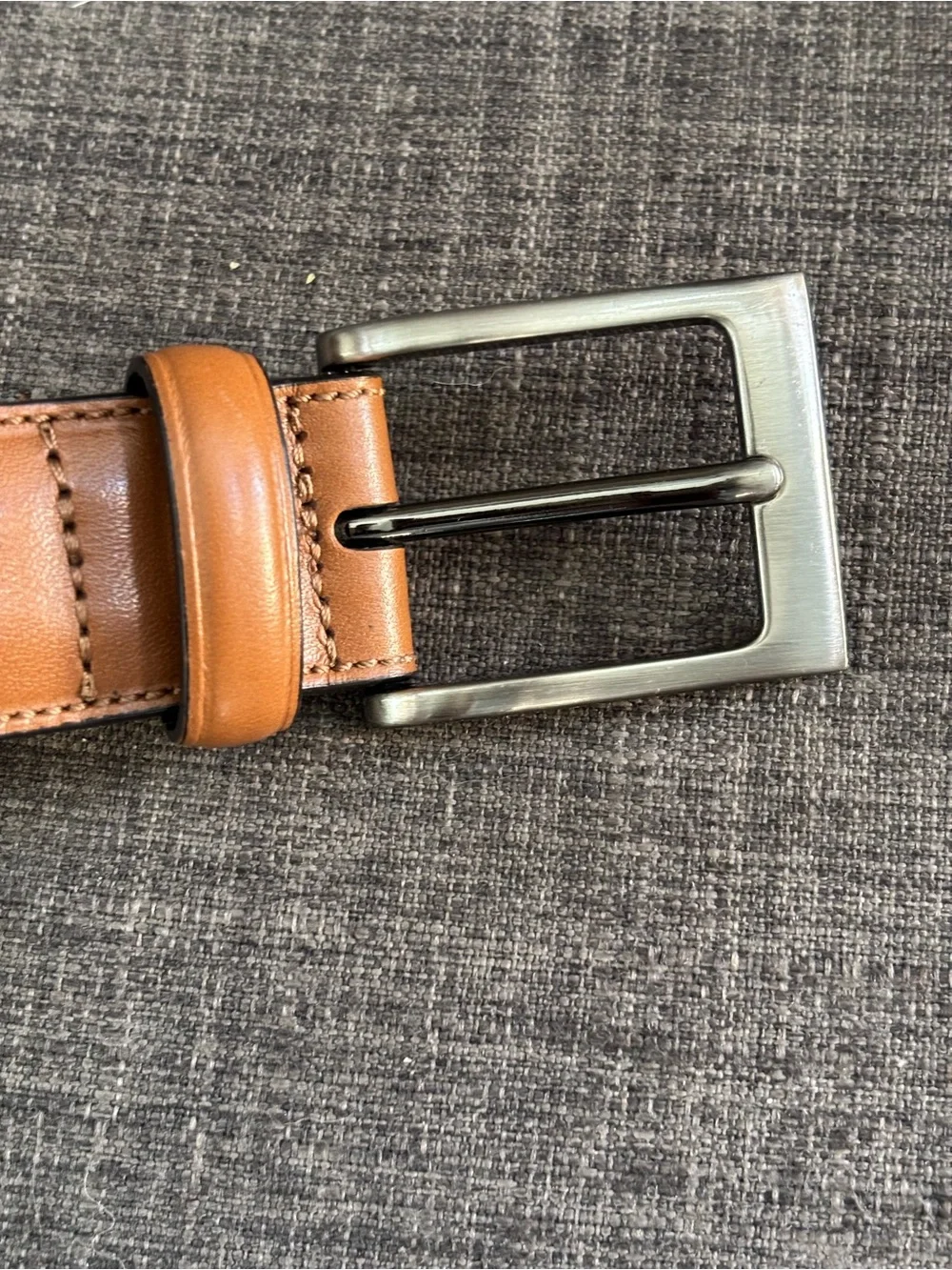 Perry Ellis Men's Tan Full Grain Cowhide Leather Belt with Brushed Metal Buckle